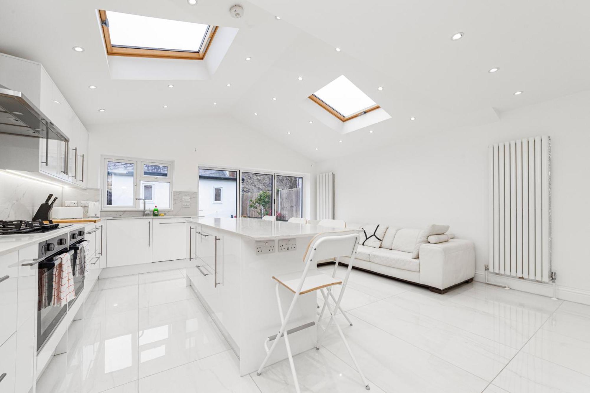 Spot Homes *